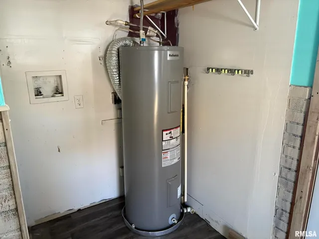 $71,900 | 812 West Lindell Street, West Frankfort, IL 62896