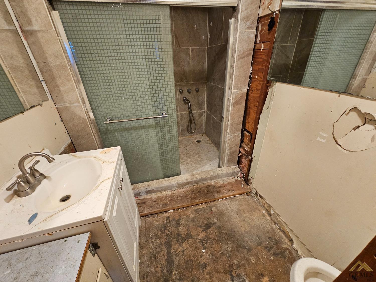 Undisclosed Address Taft, CA 93268 - Photo 13 of 20 a bathroom with a sink and toilet