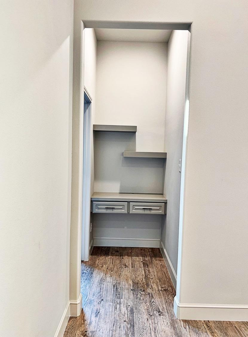 6920 17th Street Lubbock, TX 79416 - Photo 14 of 34 a view of room