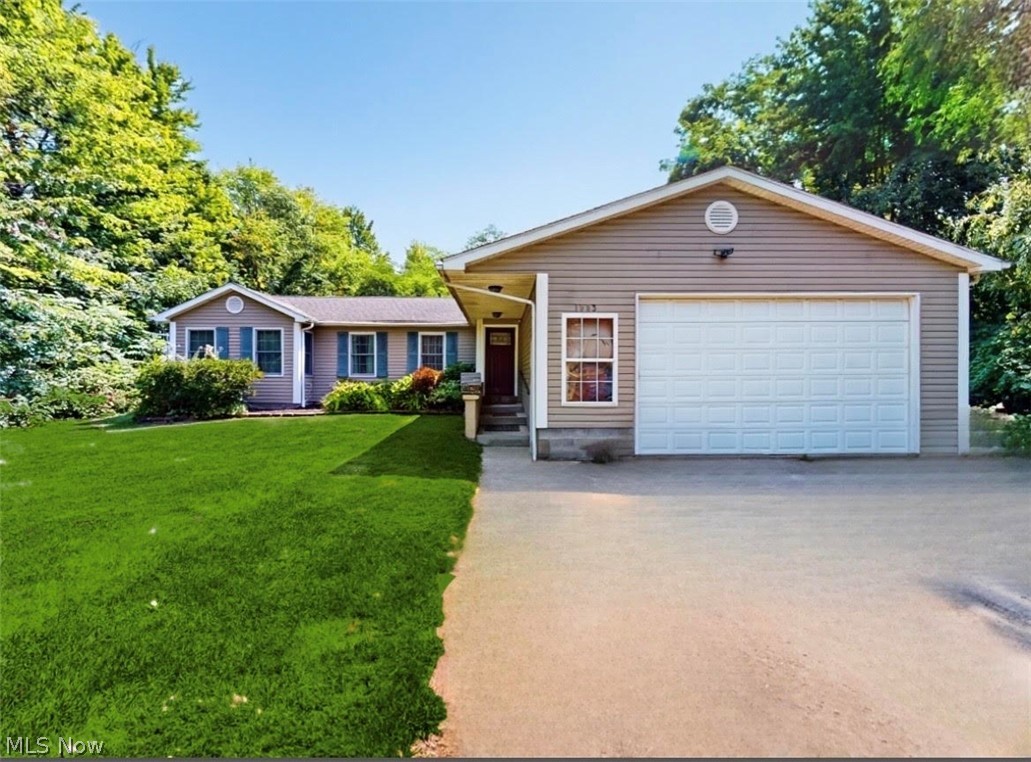 1083 Dock Road Madison, OH 44057 - Photo 1 of 25 Gallery Image 1