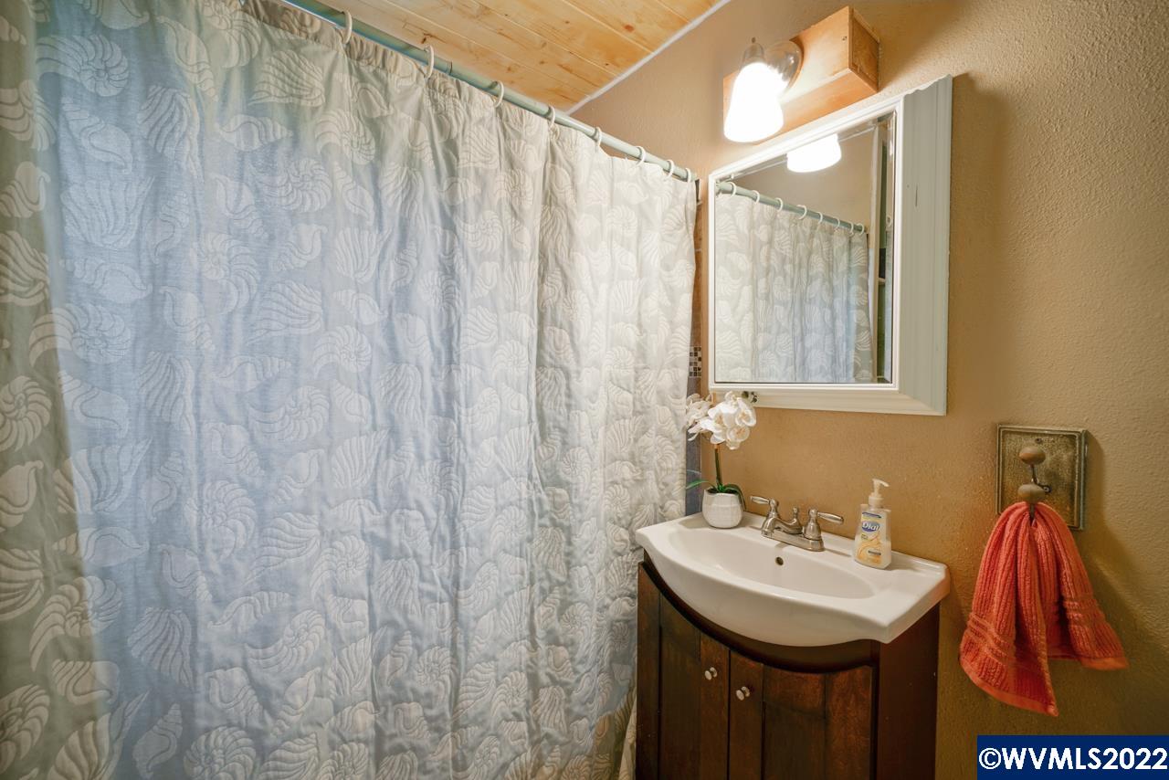 6622 Liberty Road South Salem, OR 97306 - Photo 21 of 41