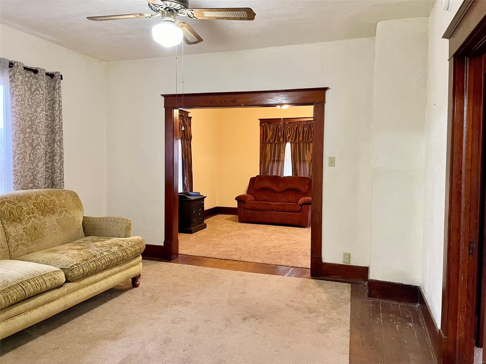 1446 Vandalia Road Hillsboro, IL 62049 - Photo 9 of 24 Gallery Image 9