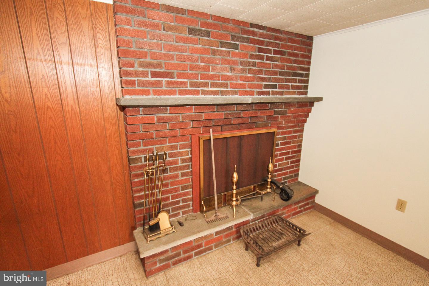 171 West Moyer Road Pottstown, PA 19464 - Photo 9 of 24 Gallery Image 9