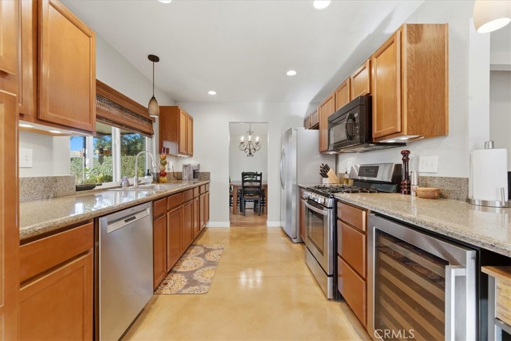 10453 Ironwood Street Rancho Cucamonga, CA 91730 - Photo 10 of 45