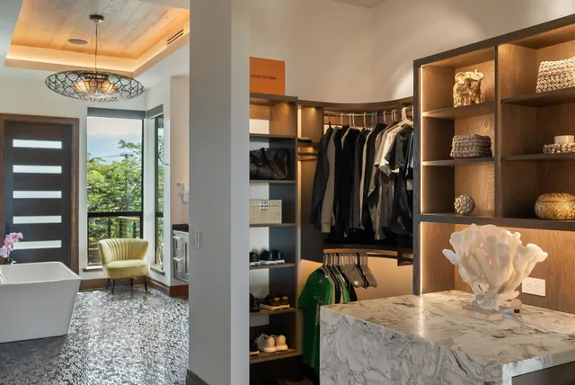 $7,750,000 | 860 South Kihei Road, Kihei, HI 96753