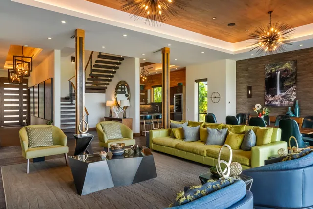 $7,750,000 | 860 South Kihei Road, Kihei, HI 96753