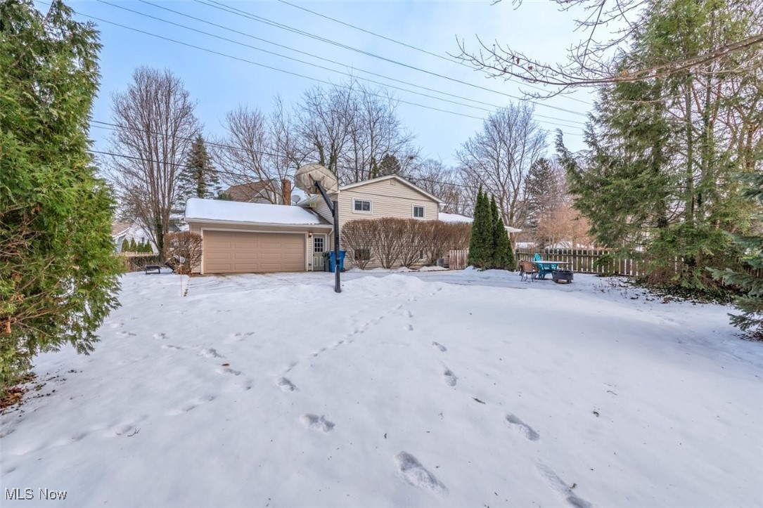 318 Bayview Road Bay Village, OH 44140 - Photo 6 of 42 Gallery Image 6