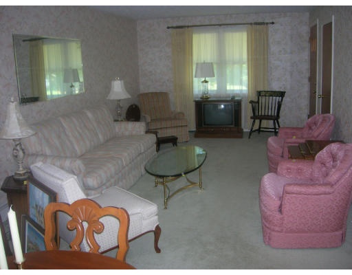 22 Michigan Road Worcester, MA 01606 - Photo 4 of 6 Gallery Image 4