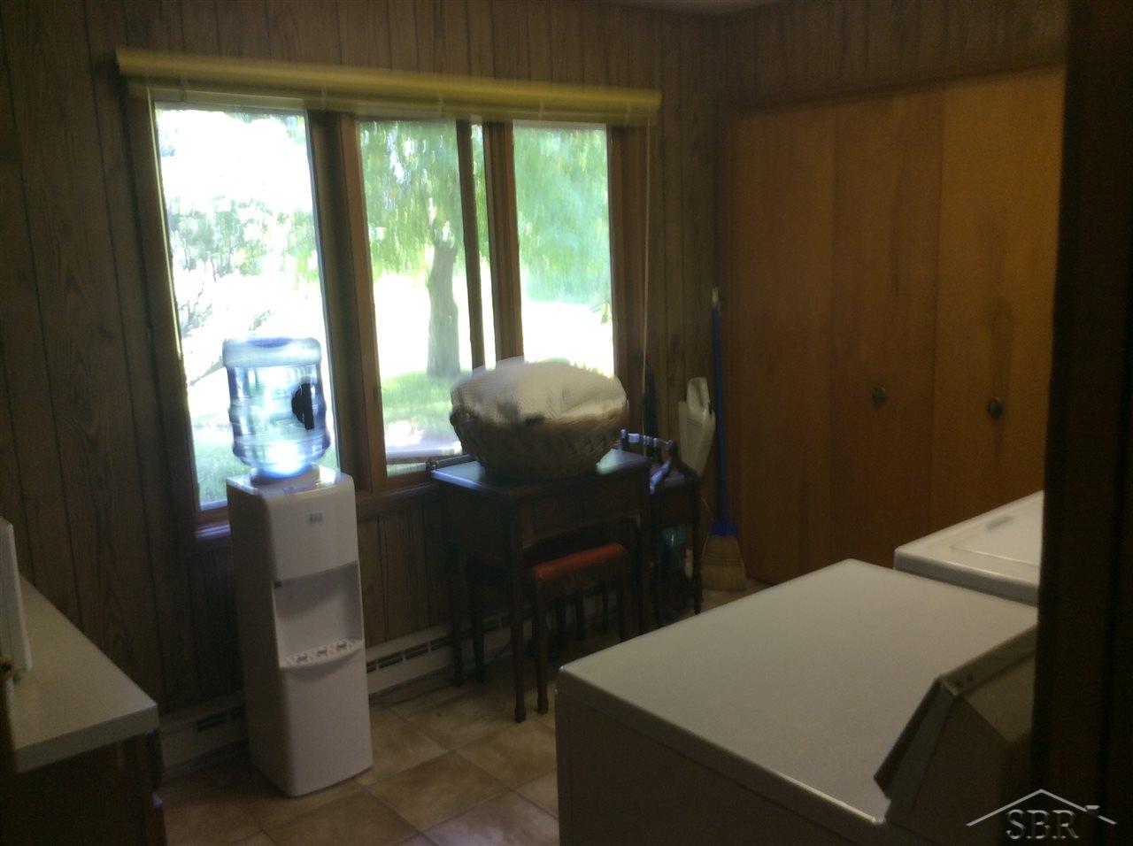 680 North Orr Road Saginaw, MI 48609 - Photo 13 of 42 31293805-12.JPG