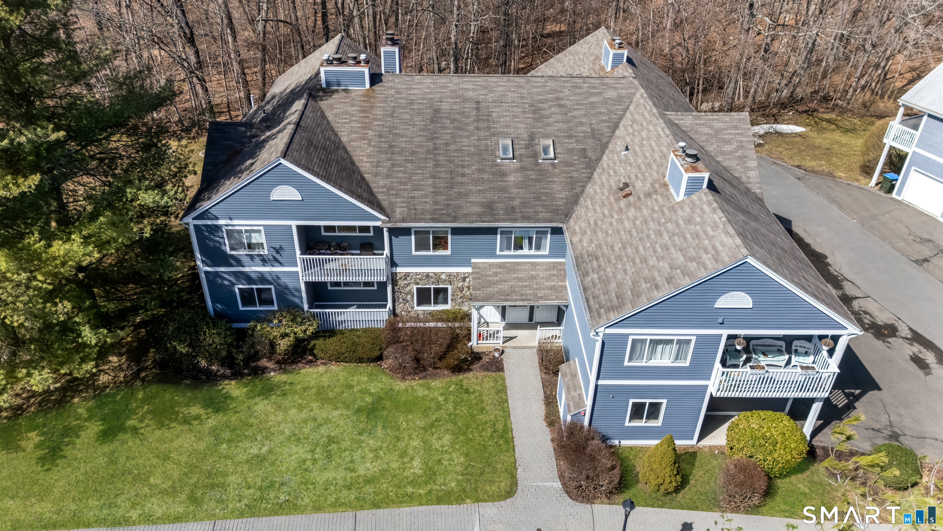 208 Windgate Circle, Unit D Monroe, CT 06468 - Photo 2 of 34