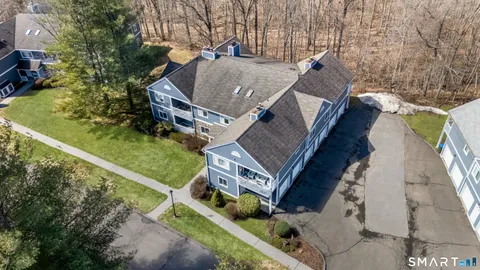 $375,000 | 208 Windgate Circle, Unit D, Monroe, CT 06468