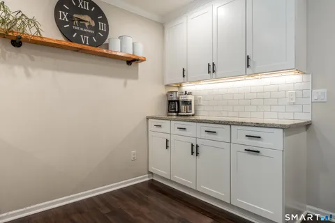 $375,000 | 208 Windgate Circle, Unit D, Monroe, CT 06468