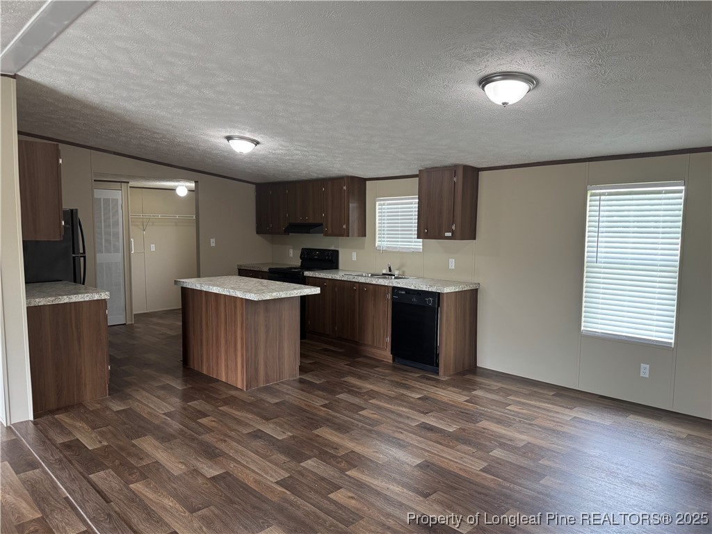 1109 Henry Hammond Road Lumberton, NC 28360 - Photo 9 of 21 Gallery Image 9