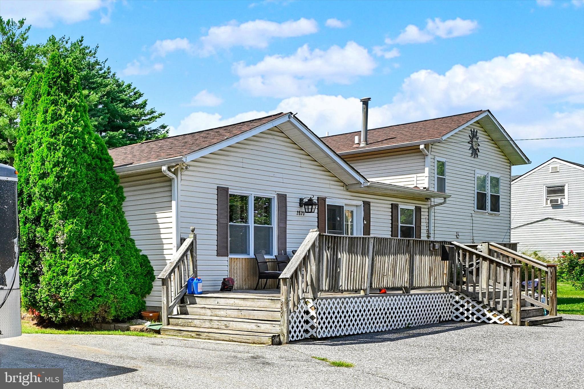 2820 Ross Avenue Sparrows Point, MD 21219 - Photo 2 of 22