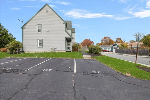 $850,000 | 57 Clinton Street, Unit 57C, Newport, RI 02840