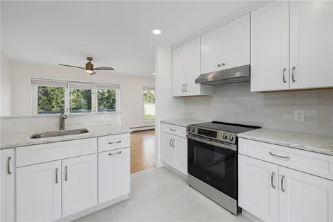 $850,000 | 57 Clinton Street, Unit 57C, Newport, RI 02840