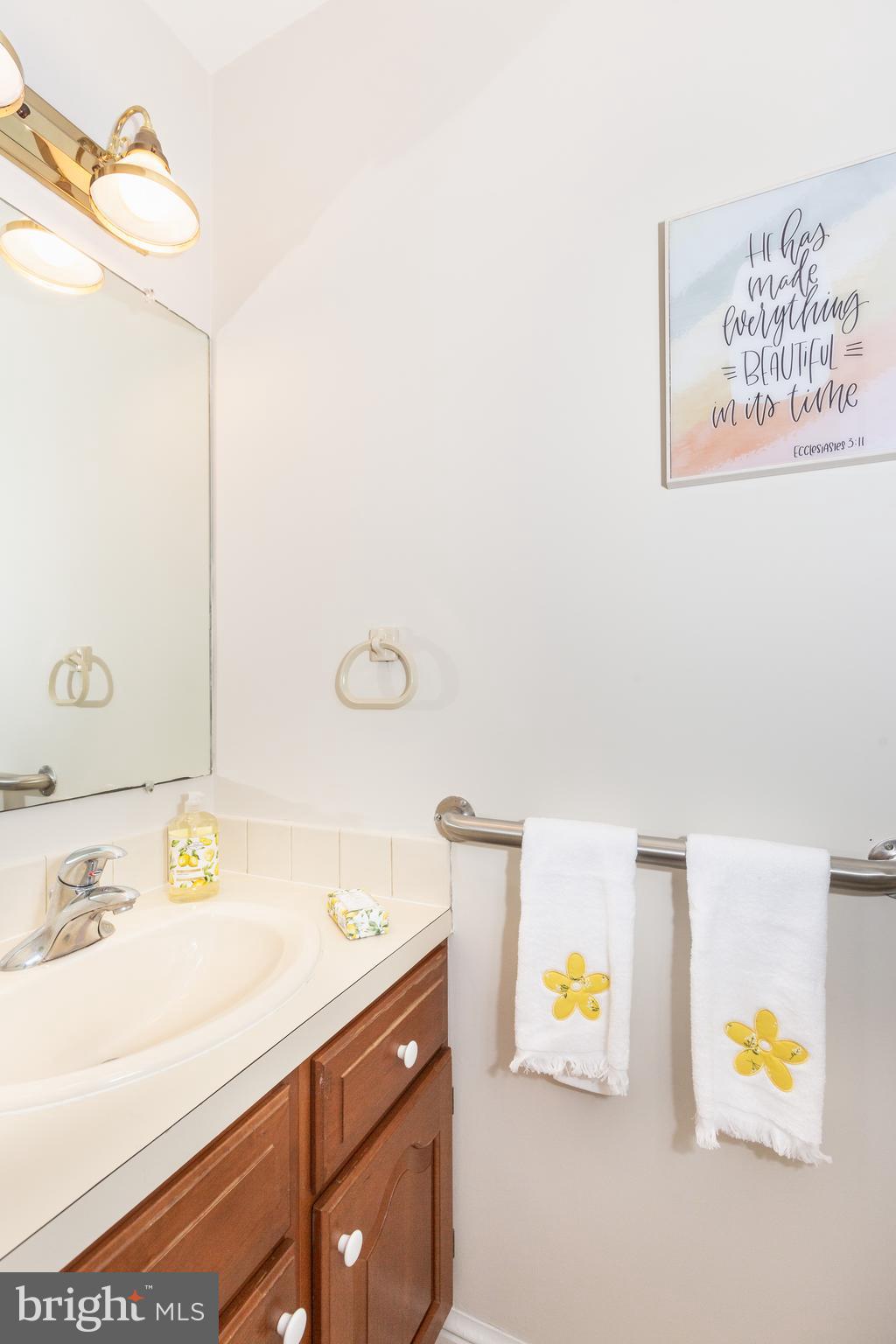 1083 Long Valley Road Westminster, MD 21158 - Photo 24 of 41 Half Bath