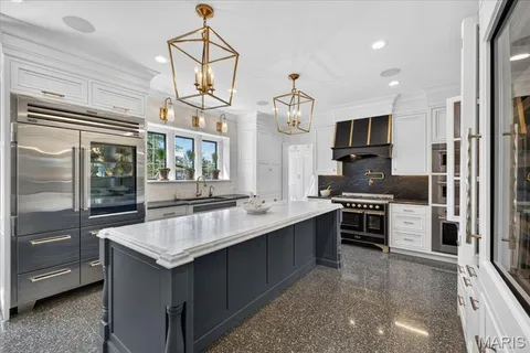 $4,850,000 | 5795 Lindell Boulevard, St. Louis, MO 63112