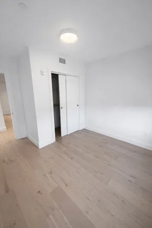 $4,900 | 65 L Street, Unit 301, Boston, MA 02127