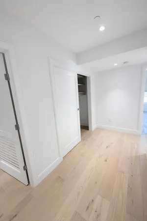 $4,900 | 65 L Street, Unit 301, Boston, MA 02127
