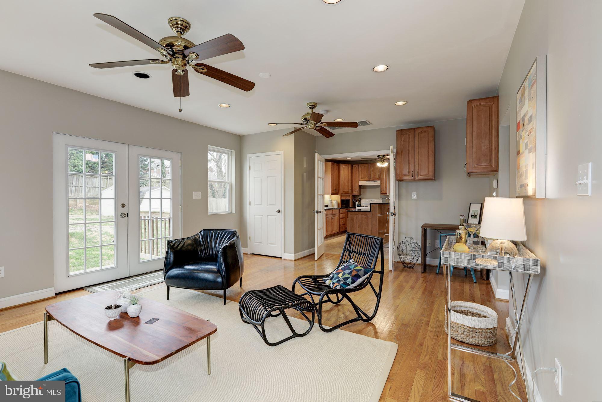 10007 Raynor Road Silver Spring, MD 20901 - Photo 6 of 23 Family Room
