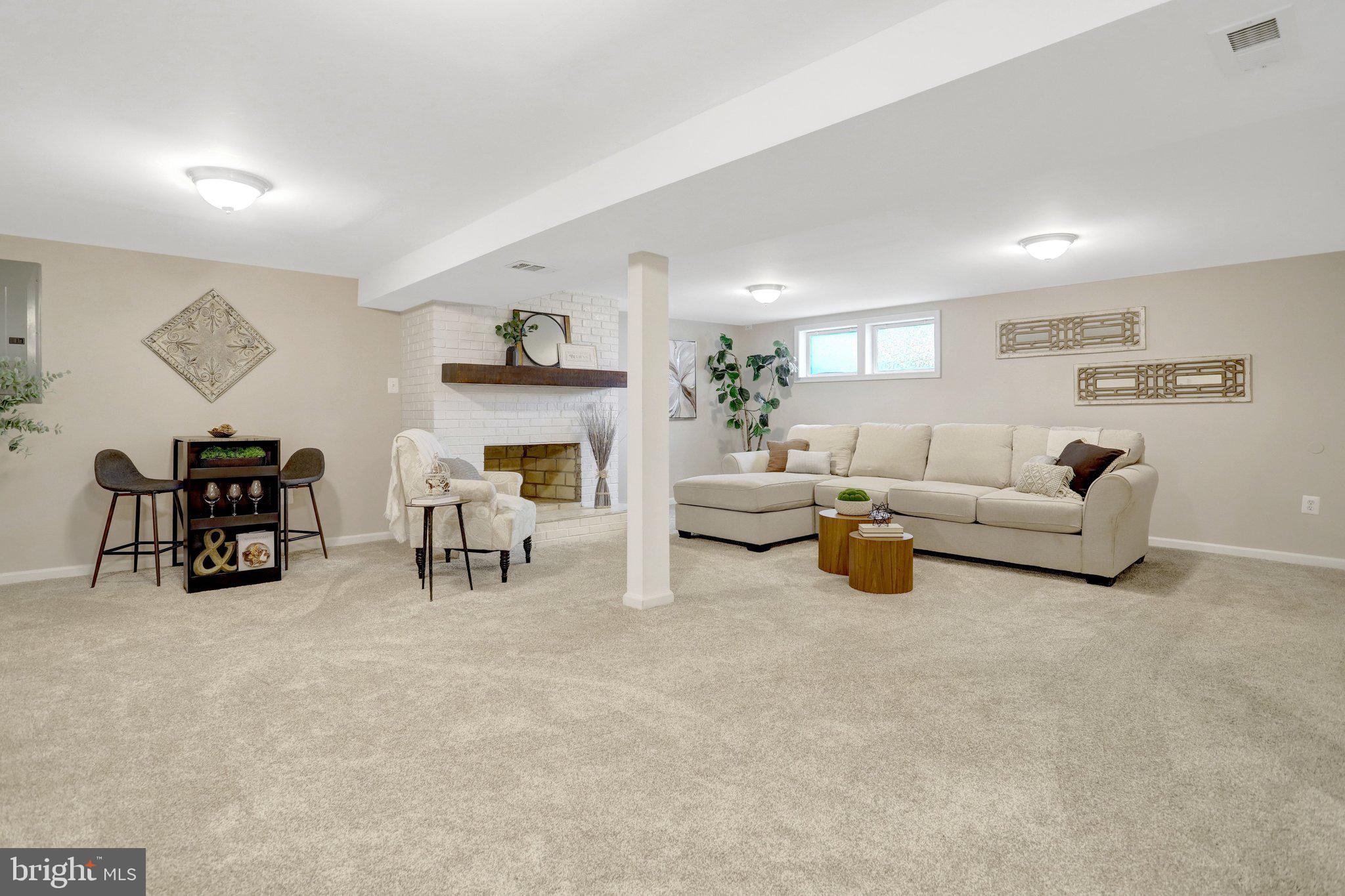 8824 Jandell Road Lorton, VA 22079 - Photo 18 of 46 Versatile options for many different uses
