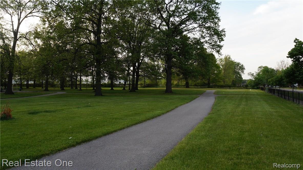 3321 Rome Avenue Warren, MI 48091 - Photo 23 of 23 DSC04906.JPG