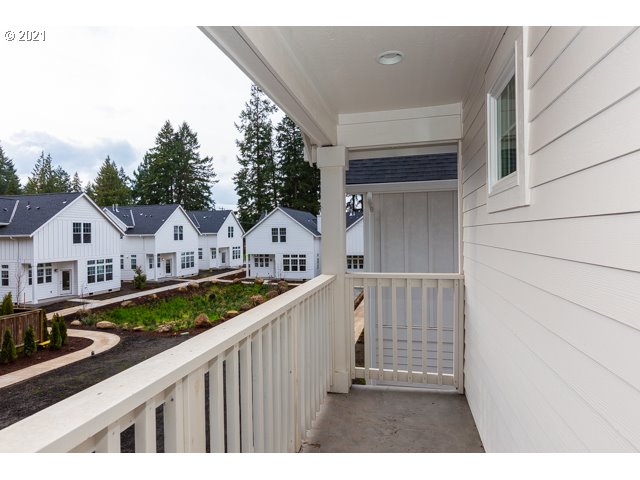 30778 Southwest Fir Avenue Wilsonville, OR 97070 - Photo 2 of 27