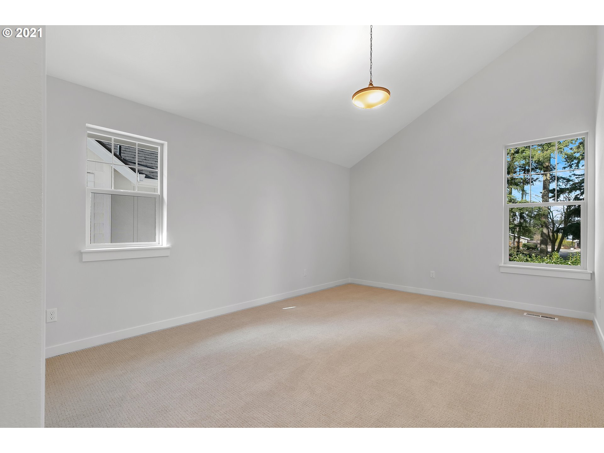 30778 Southwest Fir Avenue Wilsonville, OR 97070 - Photo 23 of 27
