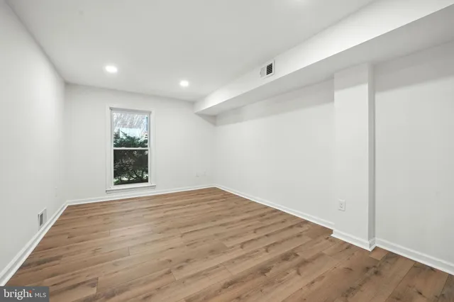 $474,950 | 3814 Persimmon Circle, Fairfax, VA 22031