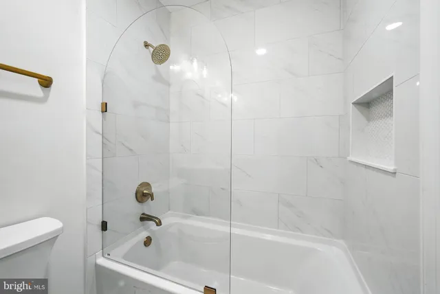 $474,950 | 3814 Persimmon Circle, Fairfax, VA 22031