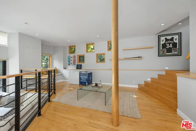 $12,950 | 4108 Murietta Avenue, Sherman Oaks, CA 91423