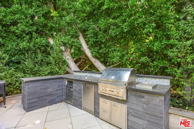 $12,950 | 4108 Murietta Avenue, Sherman Oaks, CA 91423