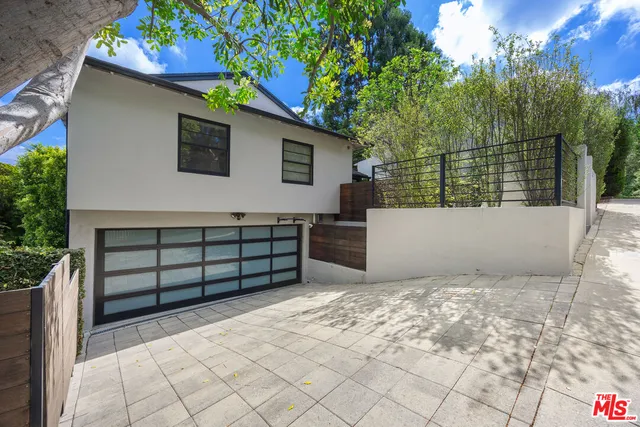 $12,950 | 4108 Murietta Avenue, Sherman Oaks, CA 91423