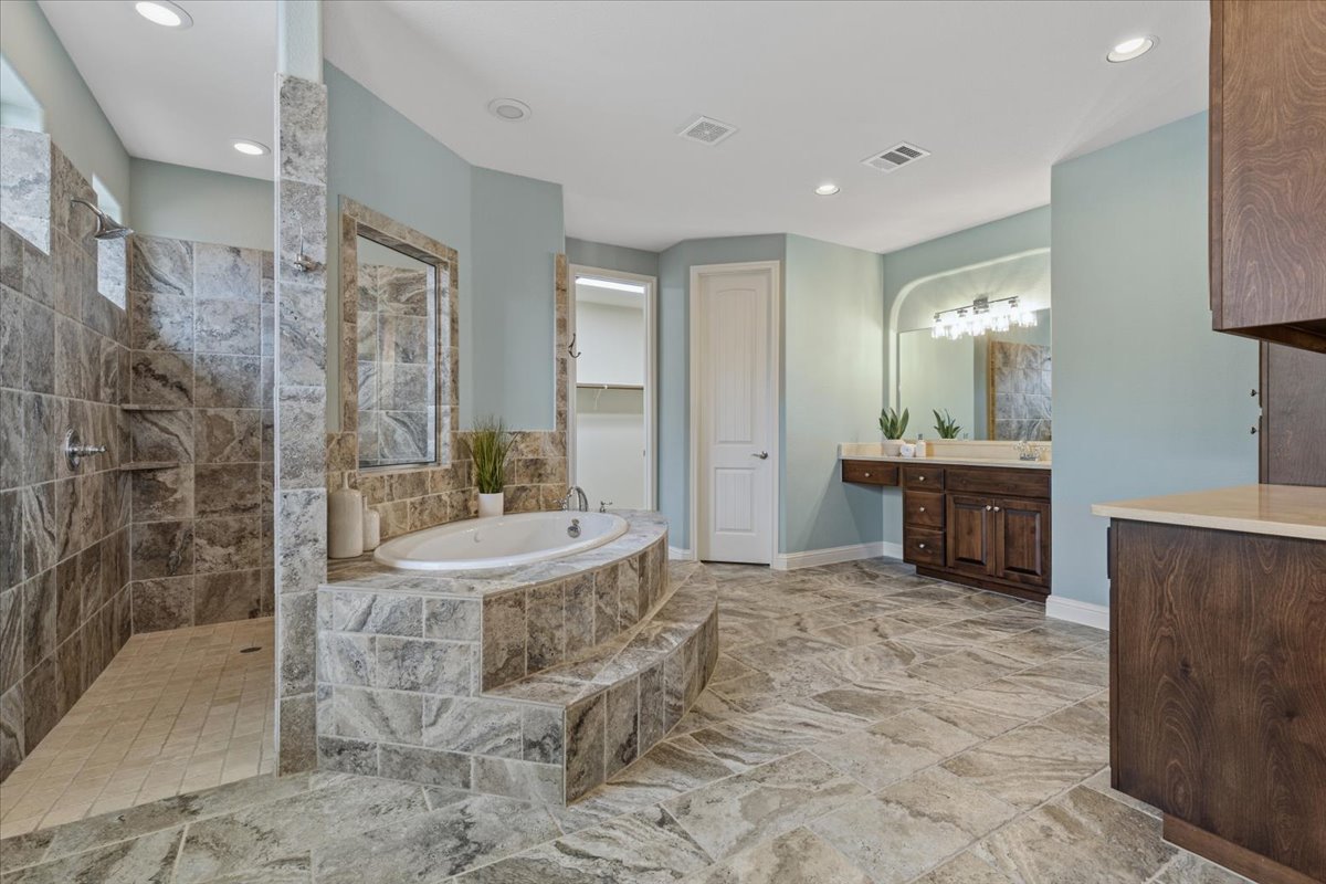 531 Whispering Wind Way Austin, TX 78737 - Photo 22 of 40