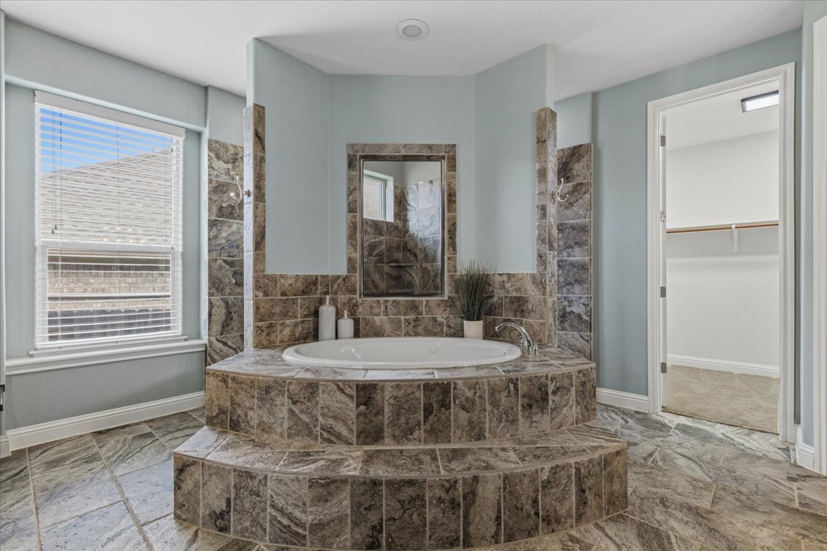 531 Whispering Wind Way Austin, TX 78737 - Photo 23 of 40