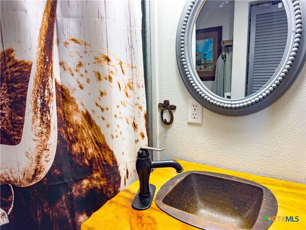 1374 Bego Road Goliad, TX 77963 - Photo 42 of 44