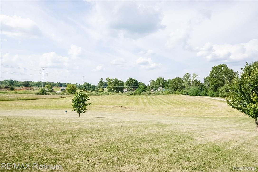 5655 West Coon Lake Road Howell, MI 48843 - Photo 34 of 36 034-Exterior-4613655-medium.jpg