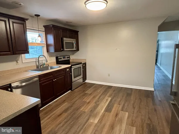 $1,800 | 3 Grape Street, West Reading, PA 19611