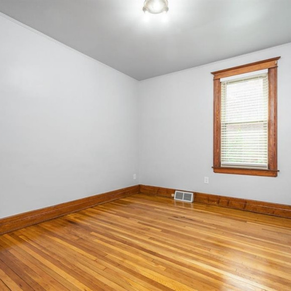4730 Commonwealth Street, Unit : 2 Detroit, MI 48208 - Photo 17 of 19