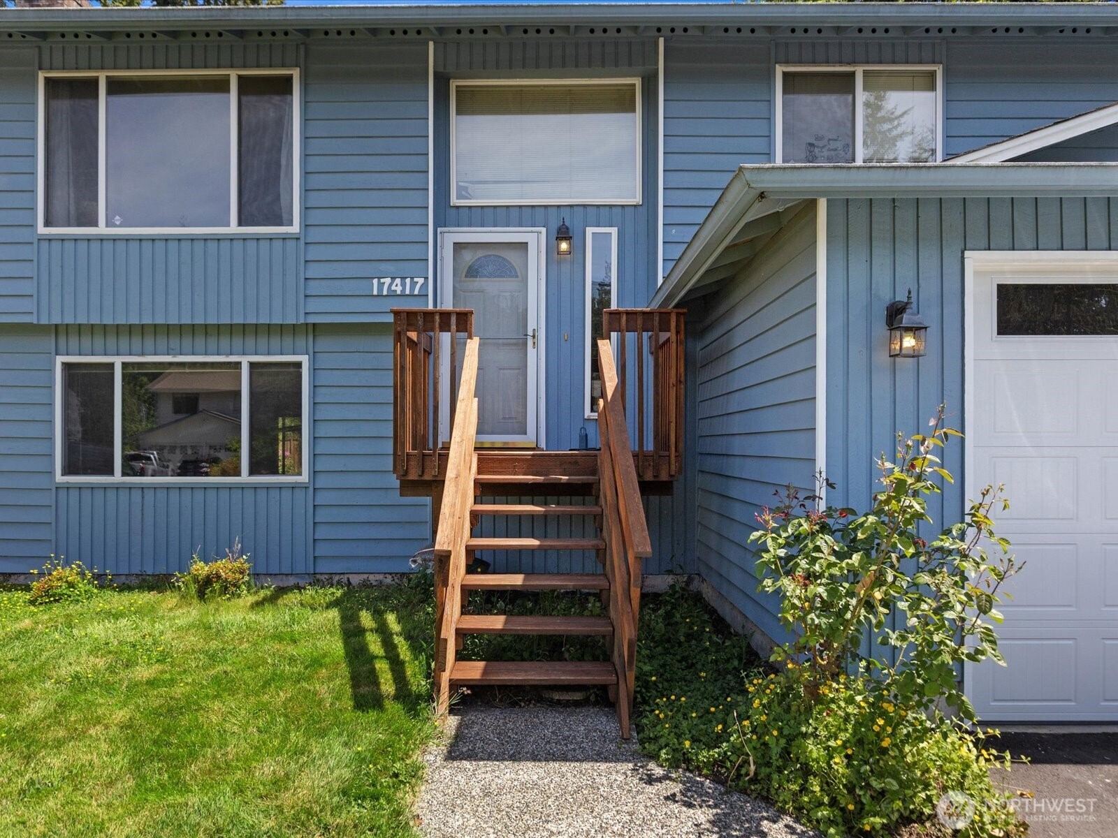 17417 29th Drive Southeast Bothell, WA 98012 - Photo 4 of 40 Gallery Image 4