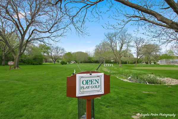 $279,900 | 7201 Hastings Circle, Unit 332, Fox Lake, IL 60020