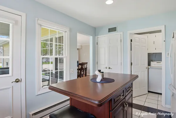 $279,900 | 7201 Hastings Circle, Unit 332, Fox Lake, IL 60020