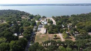 $800 | 9904 Country Road 3622, Quinlan, TX 75474