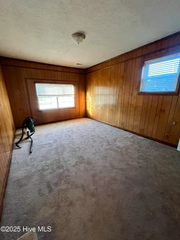 $2,000 | 1214 Milton Place, Wilmington, NC 28405