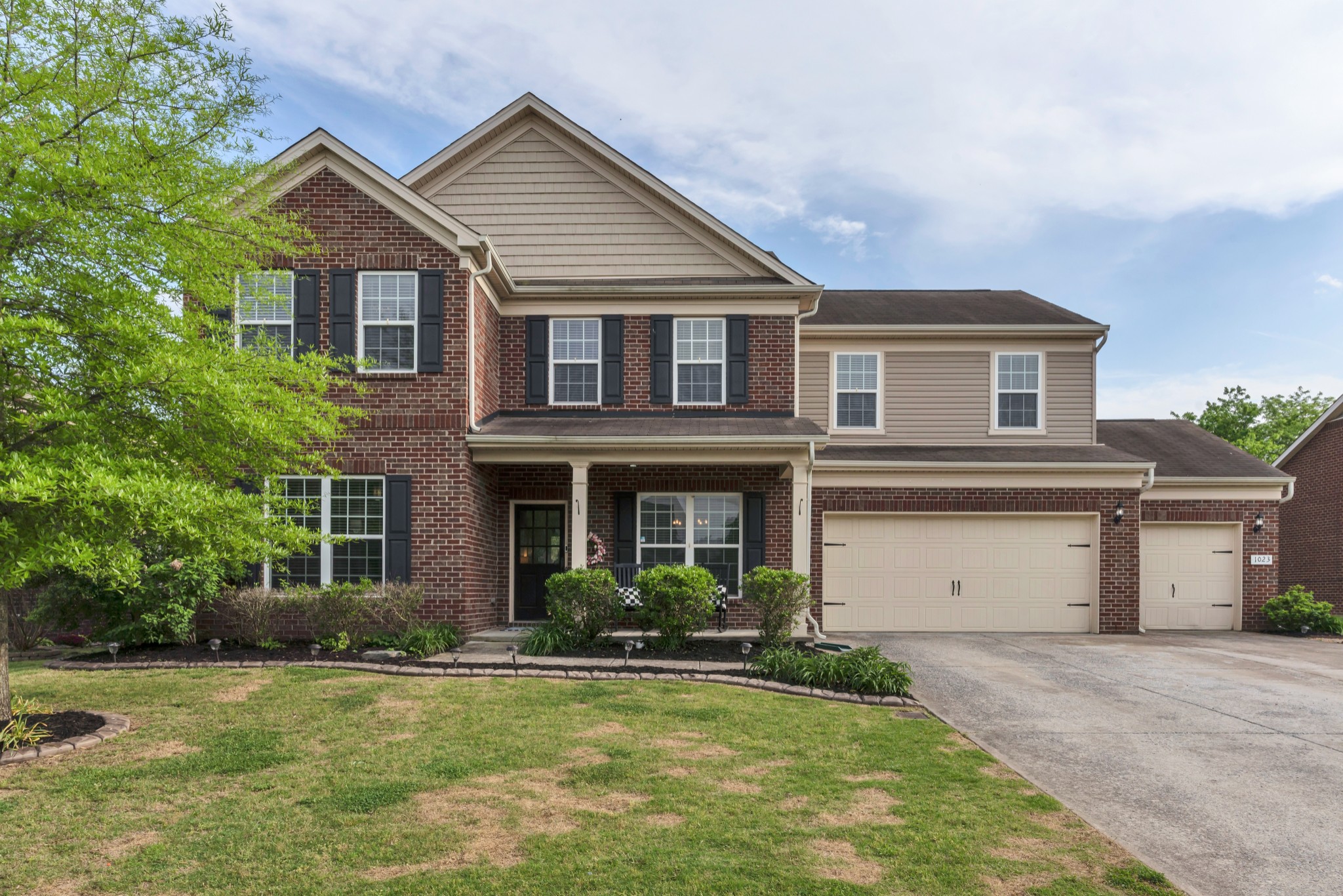 1023 Merrick Road Hendersonville, TN 37075 - Photo 2 of 49 Gallery Image 2
