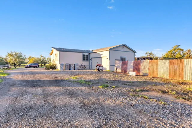 $1,200,000 | 25752 State Highway, Esparto, CA 95627