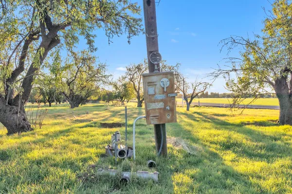 $1,149,000 | 25752 State Highway, Esparto, CA 95627