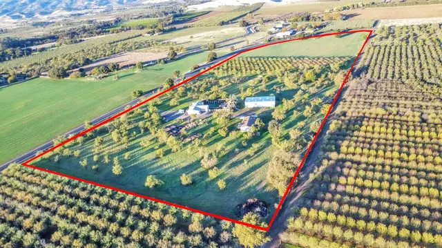 $1,200,000 | 25752 State Highway, Esparto, CA 95627