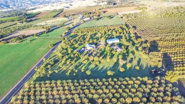 $1,149,000 | 25752 State Highway, Esparto, CA 95627